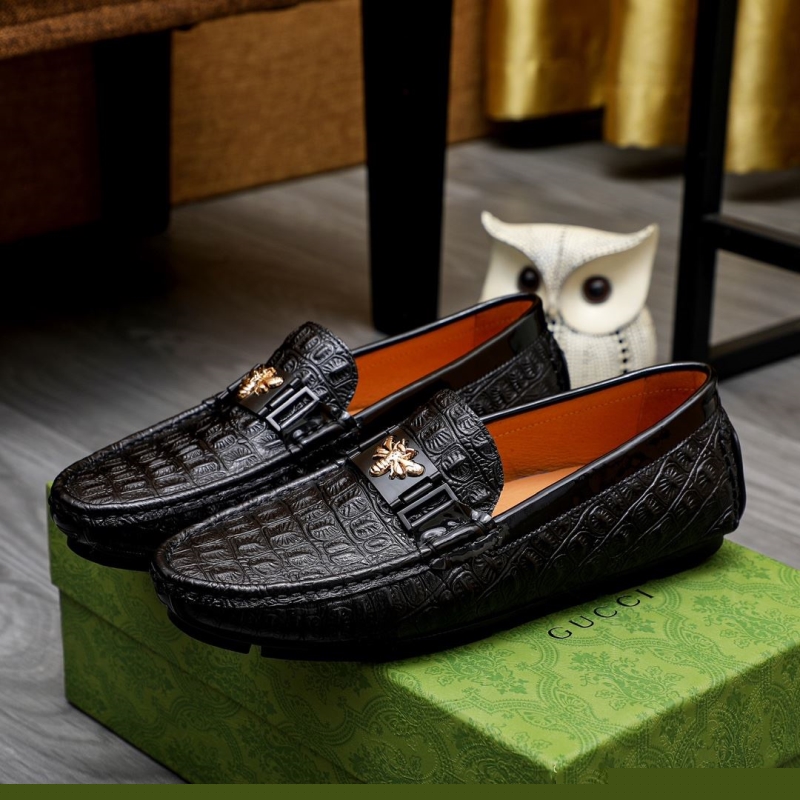 G*u*i leather shoes